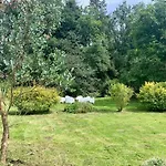 Gezellige Met Houtkachel, Sauna En Zonnige Tuin Doische