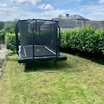 Gezellige Met Houtkachel, Sauna En Zonnige Tuin *