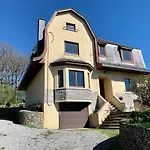 度假居 Gezellige Met Houtkachel, Sauna En Zonnige Tuin