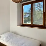 度假居 Gezellige Met Houtkachel, Sauna En Zonnige Tuin Doische