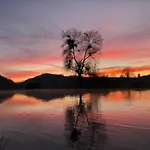 Hébergement de vacances Gezellige Met Houtkachel, Sauna En Zonnige Tuin Doische