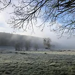 Gezellige Met Houtkachel, Sauna En Zonnige Tuin *