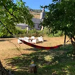 Gezellige Met Houtkachel, Sauna En Zonnige Tuin