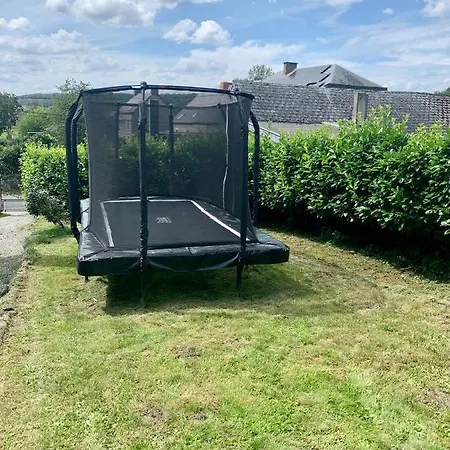 Gezellige Met Houtkachel, Sauna En Zonnige Tuin *