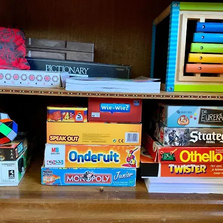 Дом отдыха Gezellige Met Open Haard En Zonnige Tuin. *