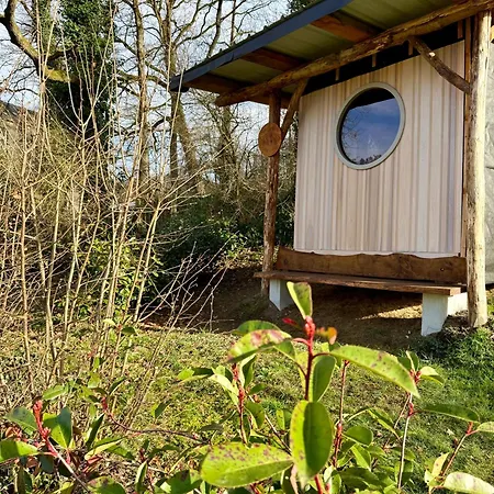 Holiday home Gezellige Villa Met Houtkachel, Sauna En Zonnige Tuin *