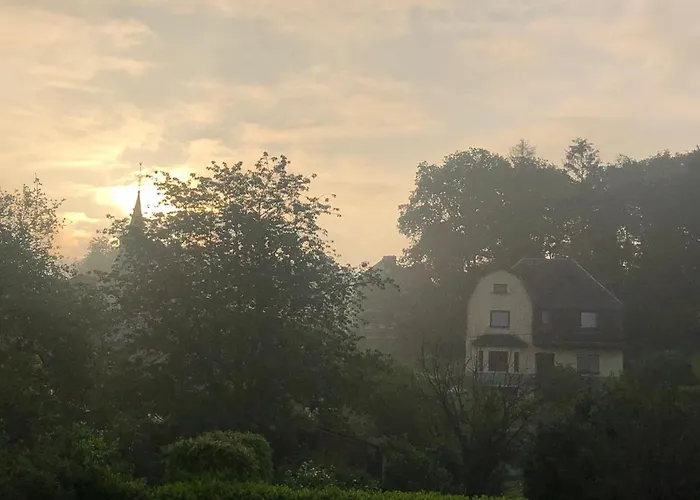 בית נופש Gezellige Villa Met Houtkachel, Sauna En Zonnige Tuin *