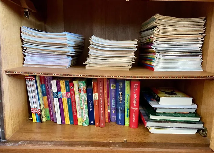 Gezellige Met Houtkachel, Sauna En Zonnige Tuin *