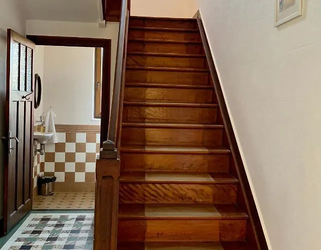 בית נופש Gezellige Villa Met Houtkachel, Sauna En Zonnige Tuin