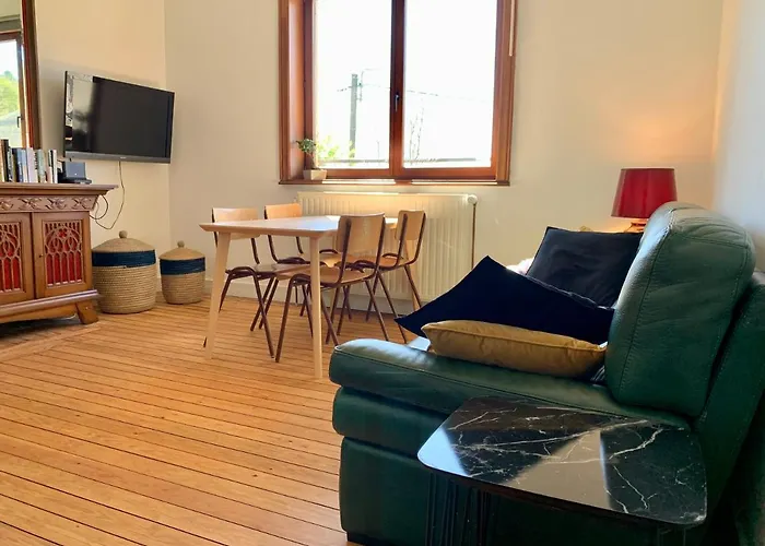 Gezellige Met Houtkachel, Sauna En Zonnige Tuin *