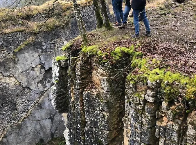 Gezellige Met Houtkachel, Sauna En Zonnige Tuin Doische