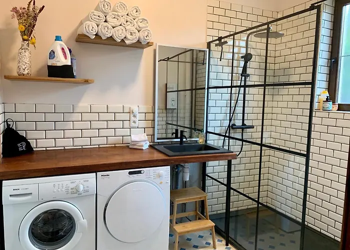 Gezellige Villa Met Houtkachel, Sauna En Zonnige Tuin * Doische