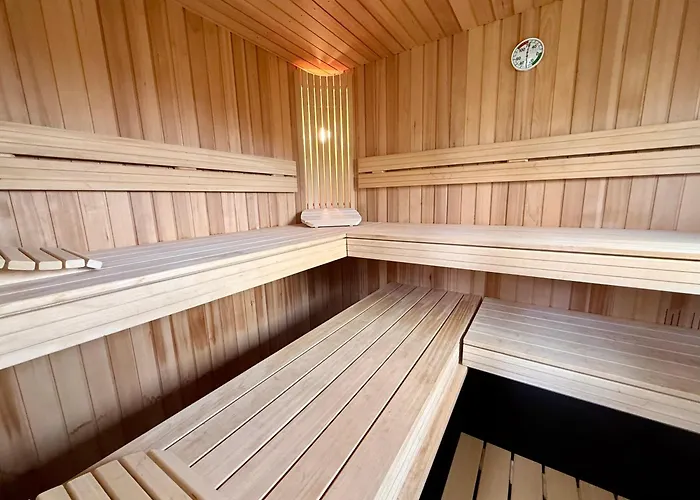 Gezellige Met Houtkachel, Sauna En Zonnige Tuin Prázdninový dům